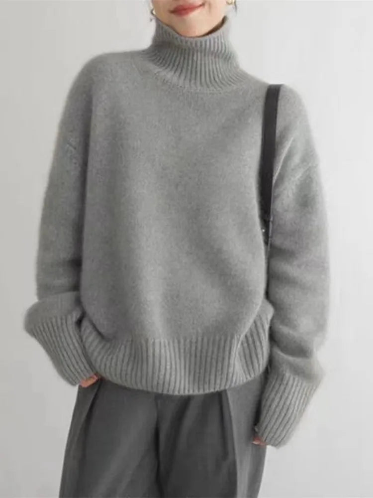 Weicher Kaschmir-Rollkragenpullover für Damen, elegant und warm, in Beige, Grau, Khaki, ideal für kalte Wintertage.