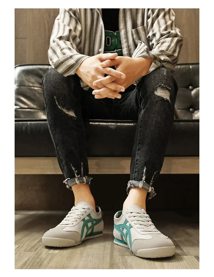 "Weiße Sommer-Sneakers mit geometrischem Muster und bequemer Passform für Damen, ideal für stilbewusste Outfits"