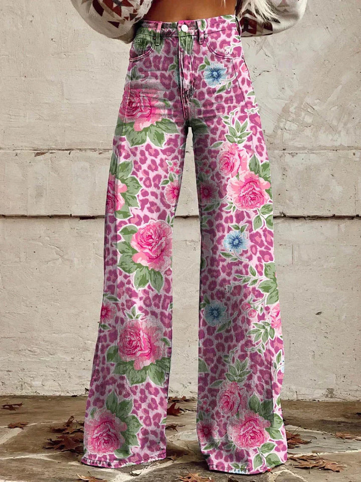 "Weite Blumenjeans mit hoher Taille; lebendiges Blumenmuster, entspannte Passform, ideal für Frühling und Freizeit."