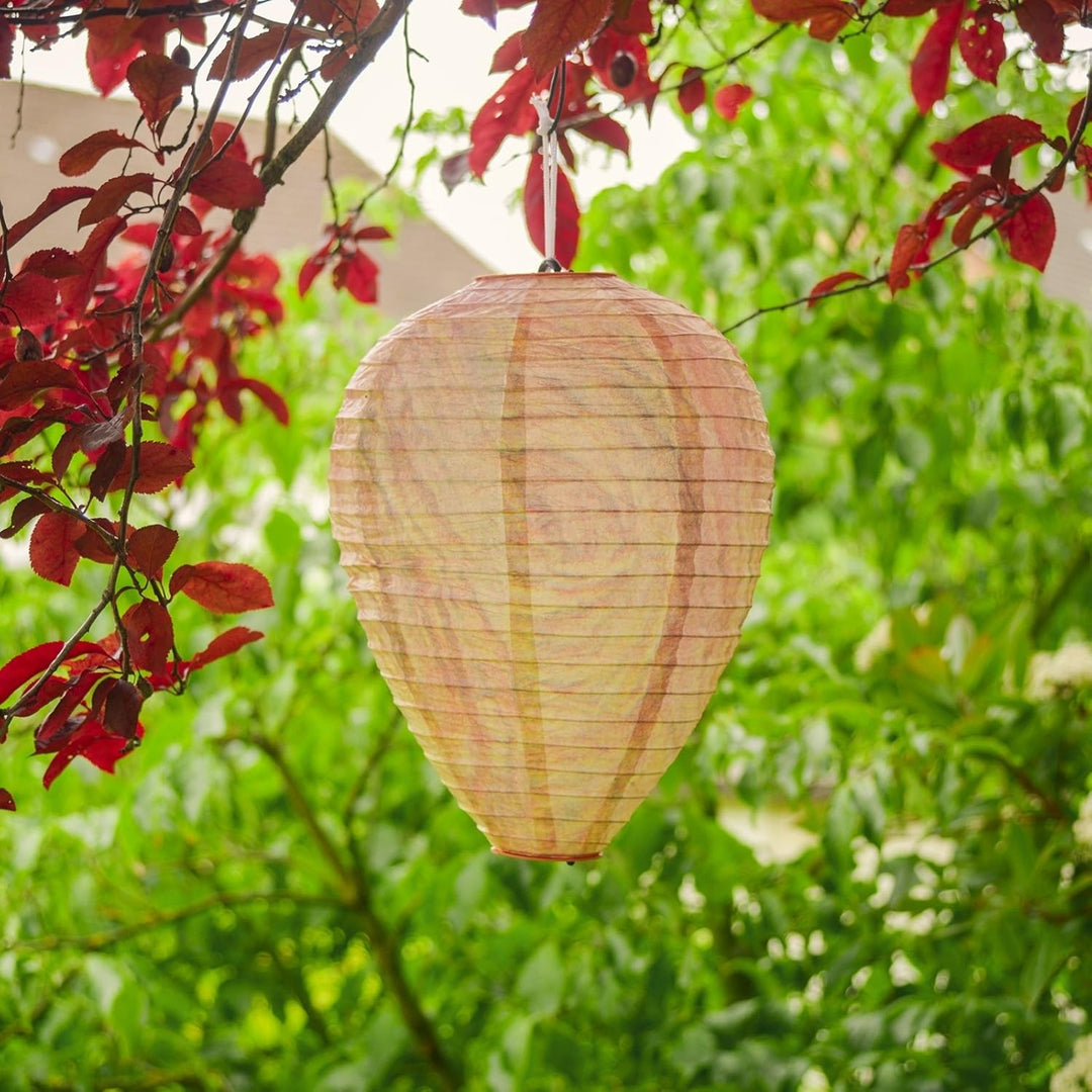 "Wespennest Abwehr Lampe mit hängendem Schutznetz für Insektenabwehr im Garten, moderne Lichtquelle, umweltfreundlich"