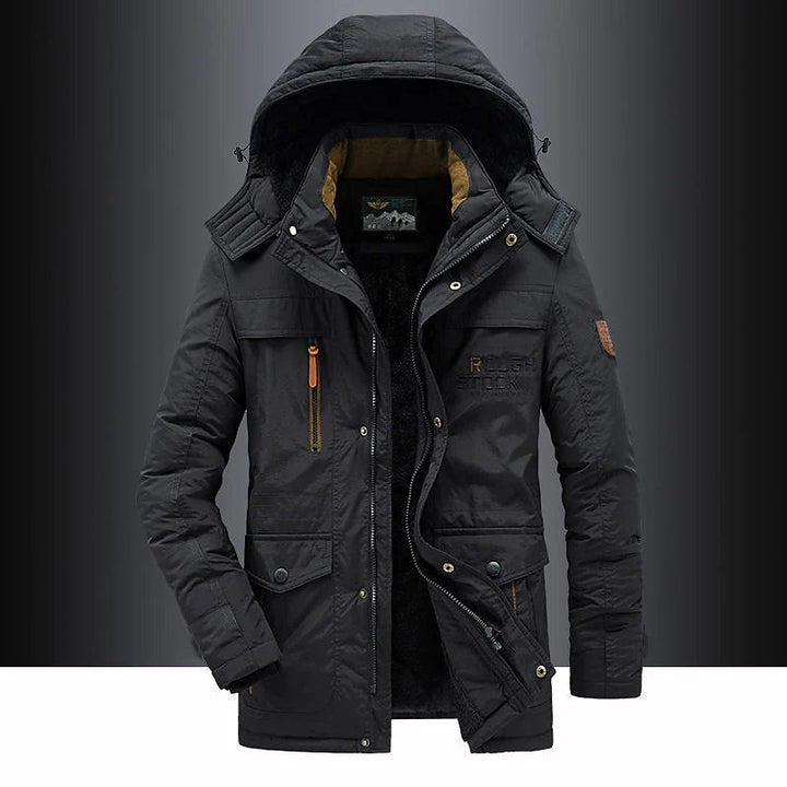 "Wintermantel mit Kapuze, mittlere Länge, pelzverzierte Kapuze, winddicht, ideal für Outdoor- und berufliche Anlässe."