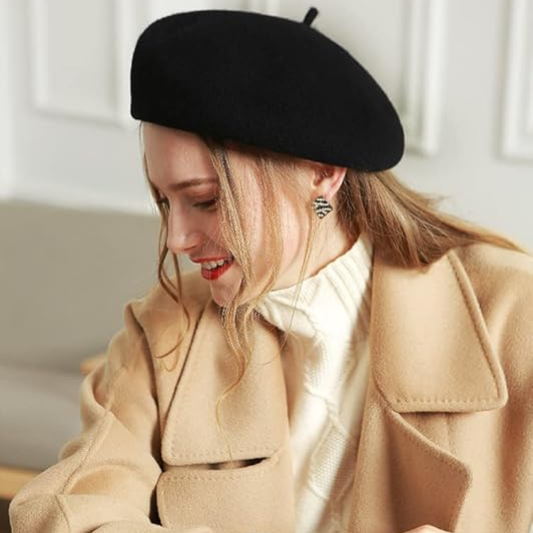 "Woll-Baskenmütze, zeitloses Design, in eleganter Farbe, aus weicher Wolle für warme Wintertage."