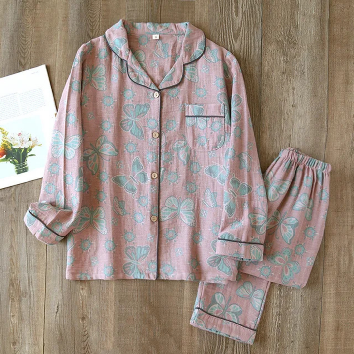 Zweiteiliges Damen-Pyjama-Set mit Blumenmuster, weiches Material, femininer Look, ideal für komfortable Nächte.
