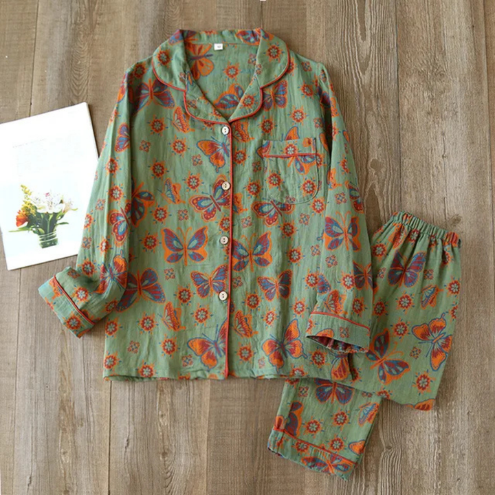 Zweiteiliges Damen-Pyjama-Set mit Blumenmuster, weiches Material, femininer Look, ideal für komfortable Nächte.